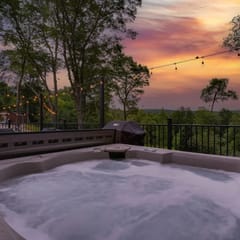 Hidden Creek Hideaway | Hot Tub, Fire Pit & Scenic Views