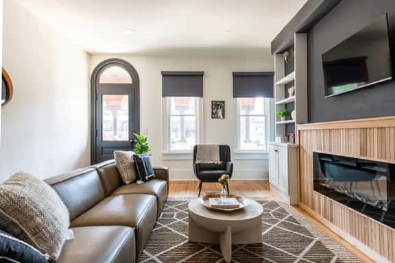 The Lancastrian House | 5BR w/ Historic Charm |Walk Anywhere Downtown - Image 1