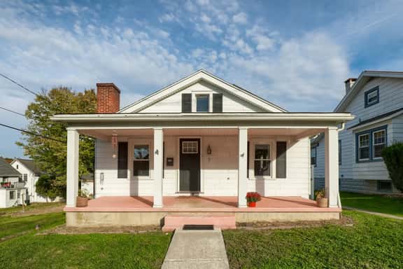 The Storybook Cottage - Image 1