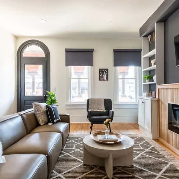 The Lancastrian House | 5BR w/ Historic Charm |Walk Anywhere Downtown - Image 1